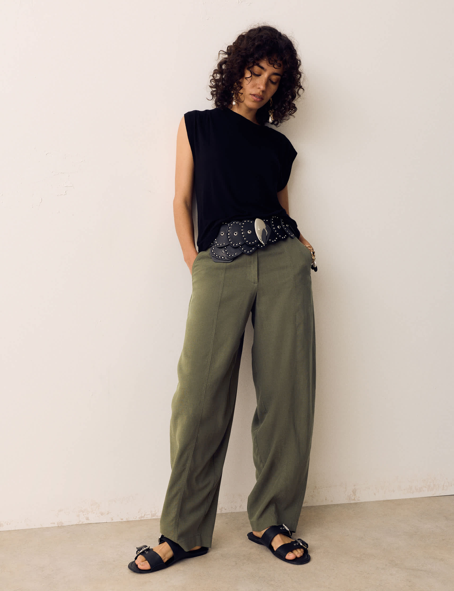 Lyocell Rich Barrel Trousers
