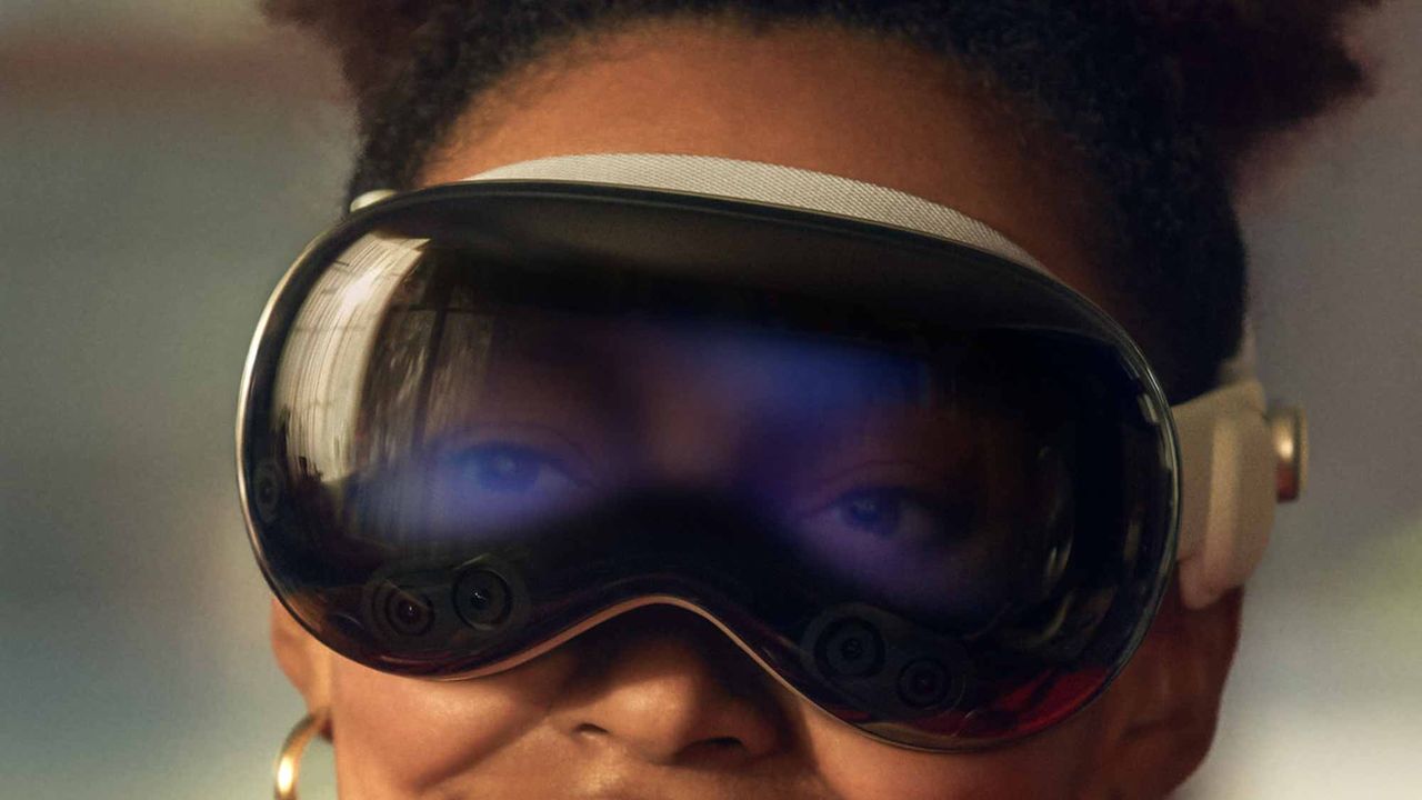 Apple "essentially suspended support" for Vision Pro…