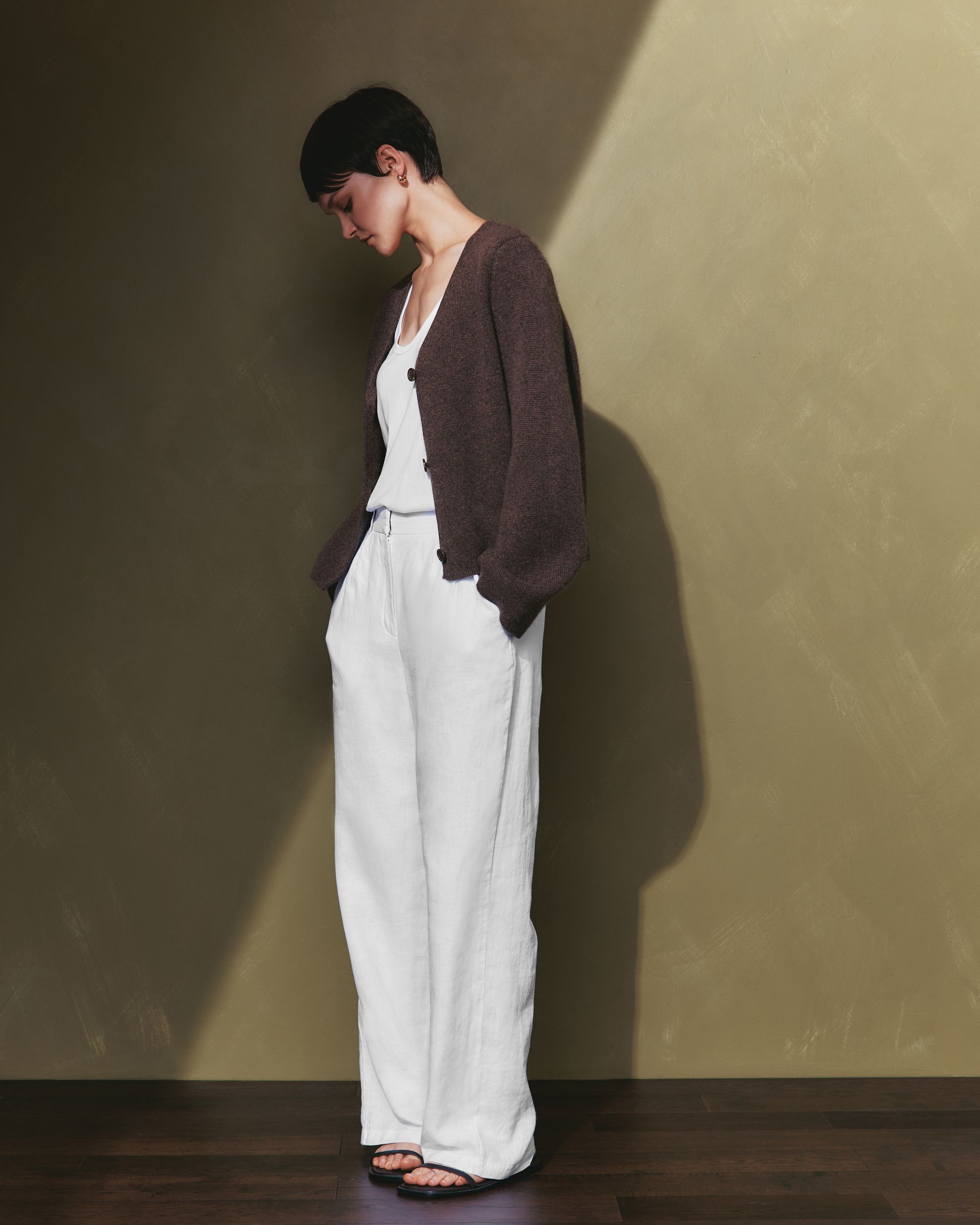 100% European Linen Pleated Trouser in White