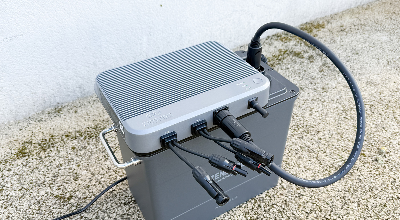 micro-onduleur et batterie pour kit solaire zendure