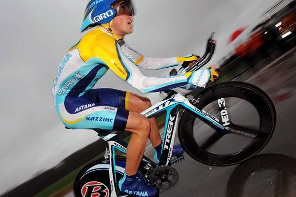 How did Alberto Contador (Astana) win a flat time trial? That's the question on everyone's lips.