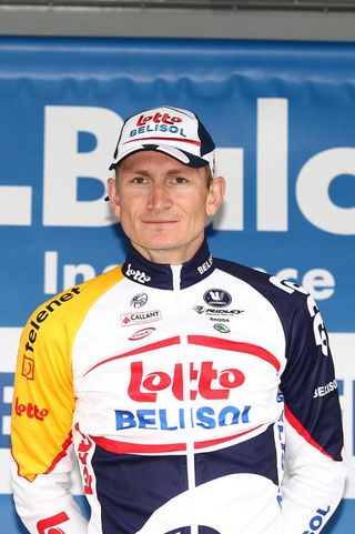 Andre Greipel (Lotto Belisol) gave up the red jersey but moved into blue
