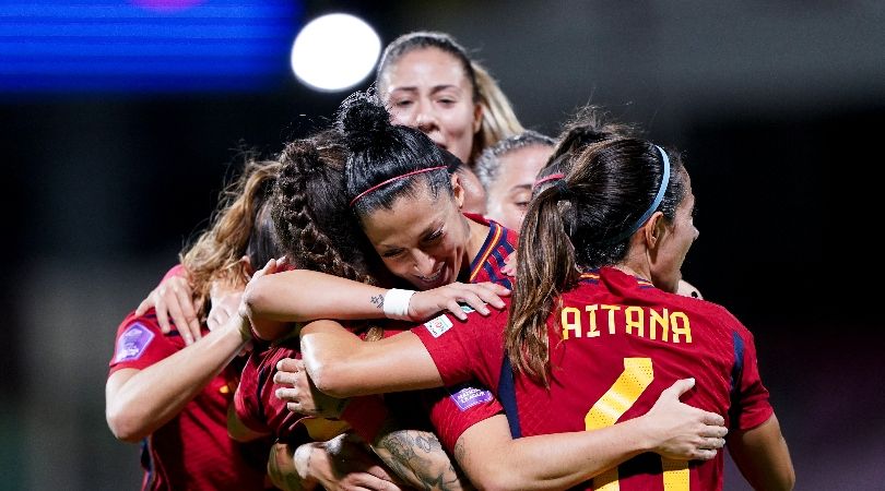 Jenni Hermoso celebrates with her Spain team-mates after scoring the winner against Italy in October 2023.