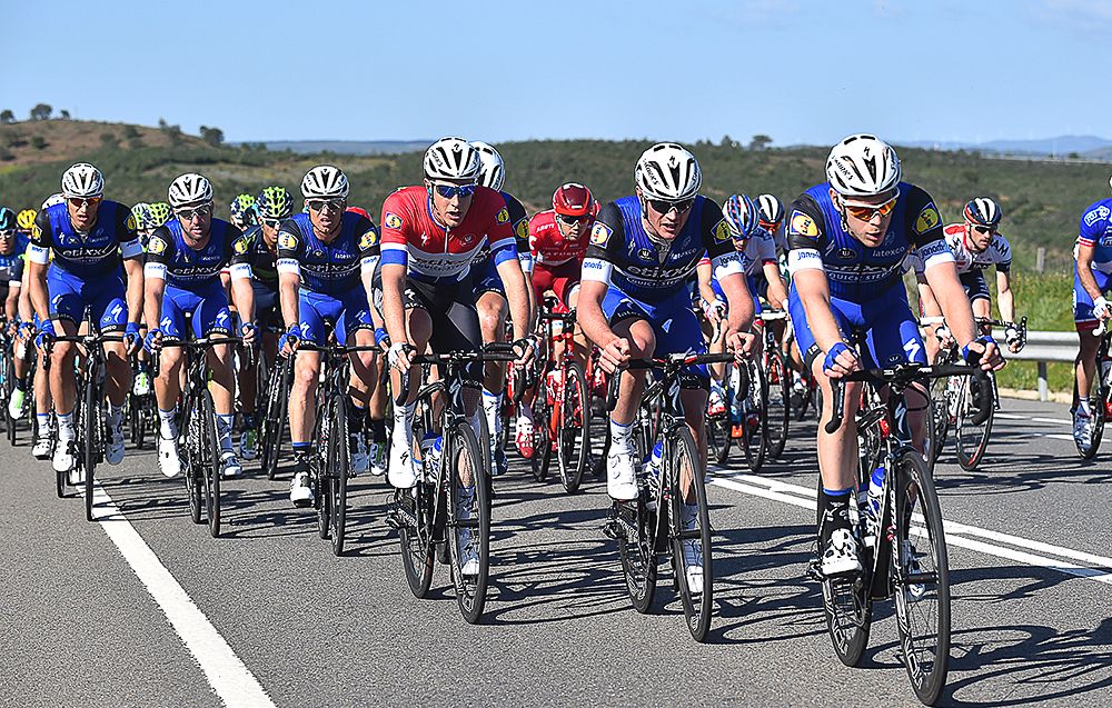 The peloton in action during stage 4.