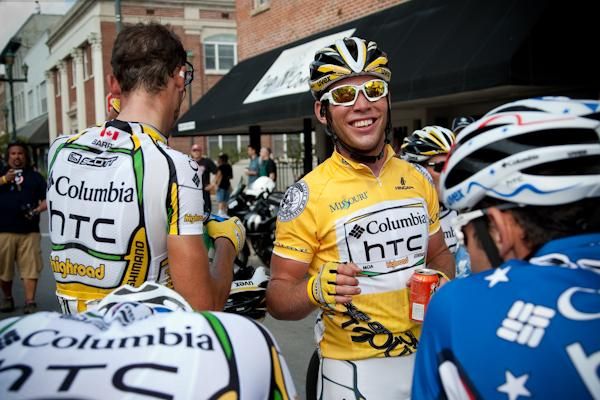 Mark Cavendish (Columbia-HTC) happy with his teammates after the win.
