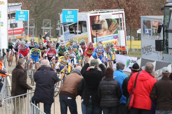 The riders at the start