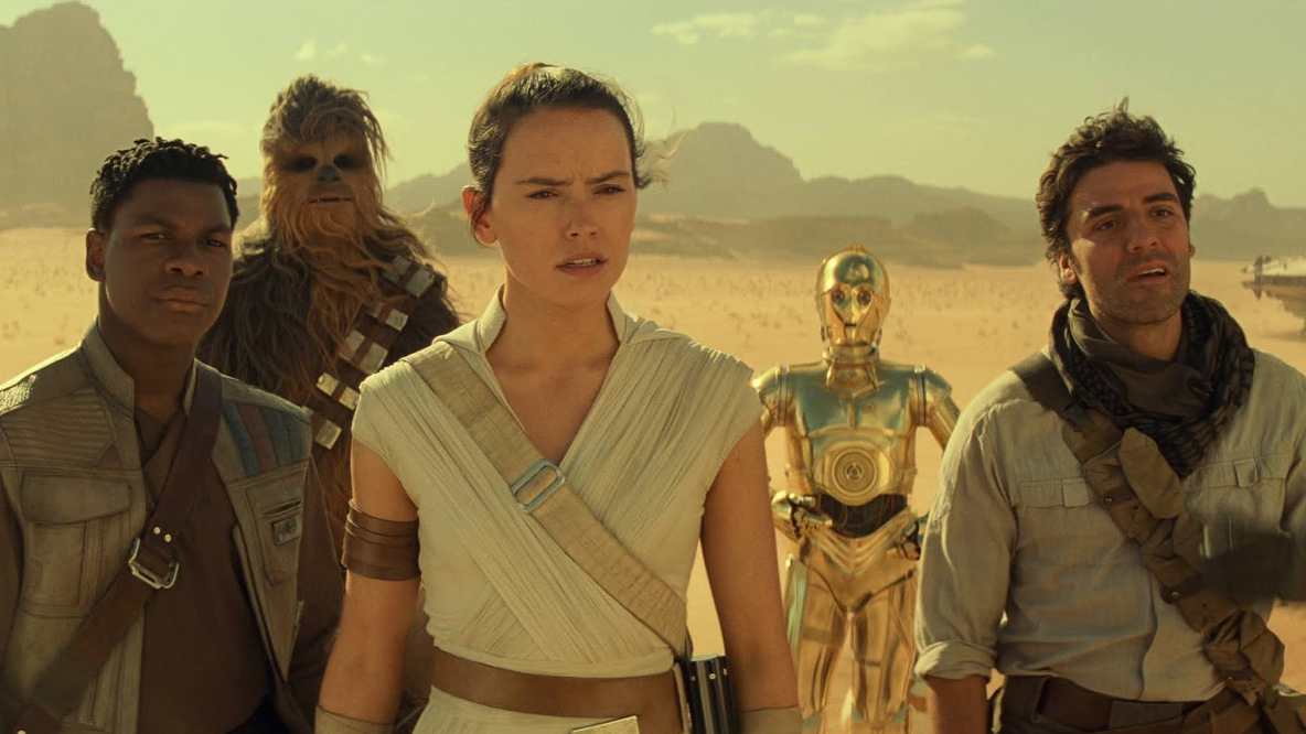 Anthony Daniels, Oscar Isaac, John Boyega, Daisy Ridley, and Joonas Suotamo in Star Wars: Episode IX - The Rise of Skywalker (2019)_Lucasfilm Ltd.
