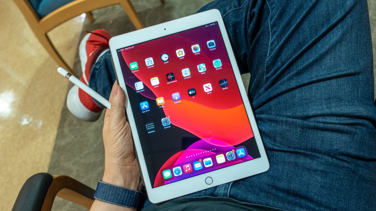 Apple Store delays may point to a new iPad (2021)