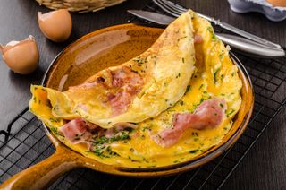 cheese and ham omelette