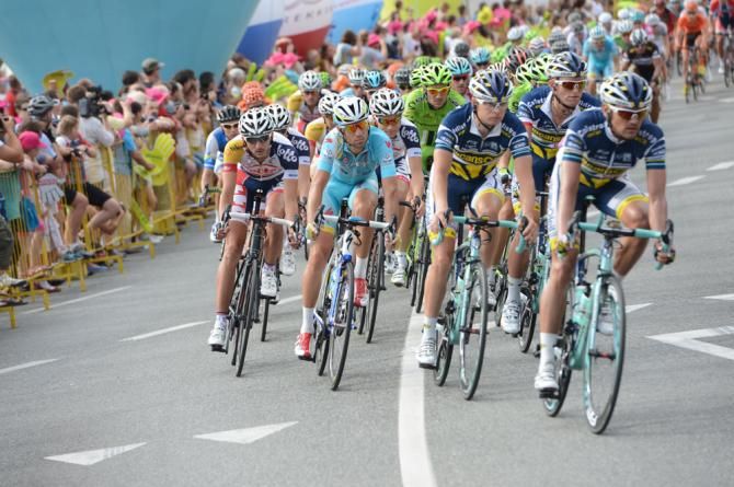 Vacansoleil-DCM at the head of the peloton