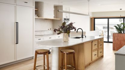 A small, tidy kitchen at Curve Appeal in Hillhurst House