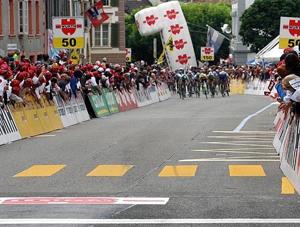 Here come the sprinters...