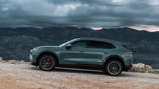 Porsche Cayenne Turbo Electric 