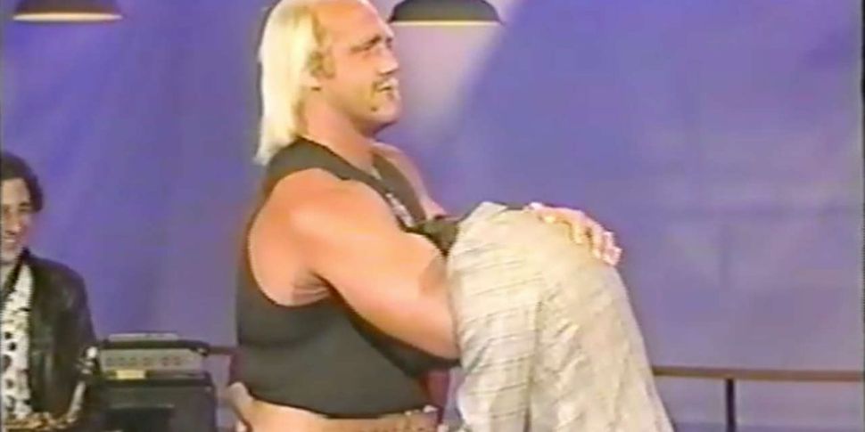 Hulk Hogan Choking Out Richard Belzer And Other Times Wrestling Got Too ...