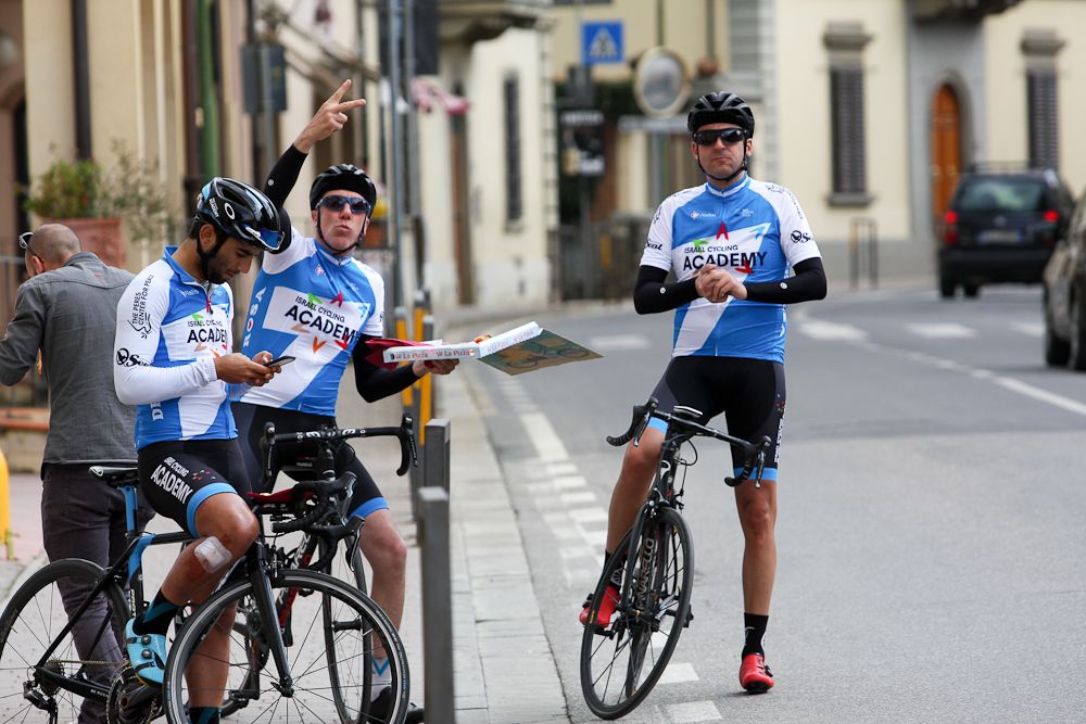 There's was also time for a brief pizza stop in Chianti during the Bartali ride