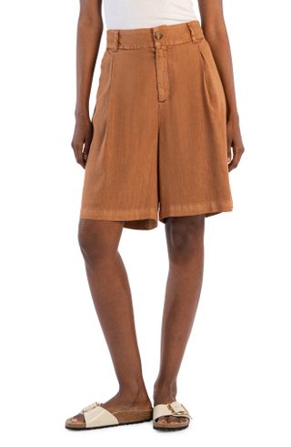 Pleated Linen Blend Shorts