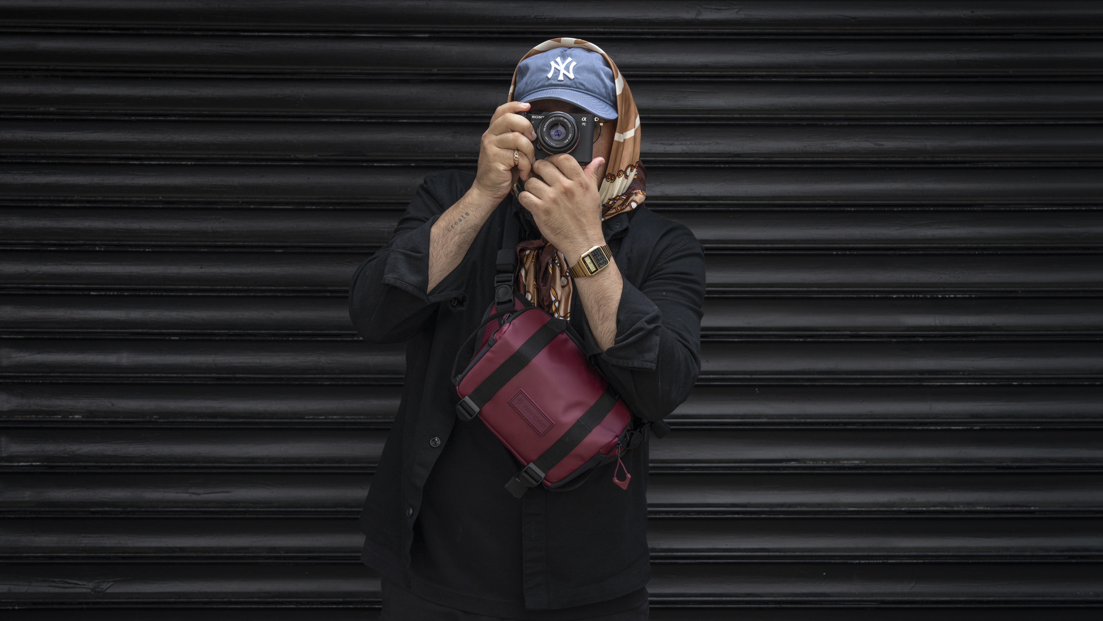 The Wandrd Rogue V2 sling 4L
