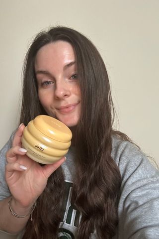 Tori with the Gisou Honey Gloss Ceramide Therapy Hair Mask