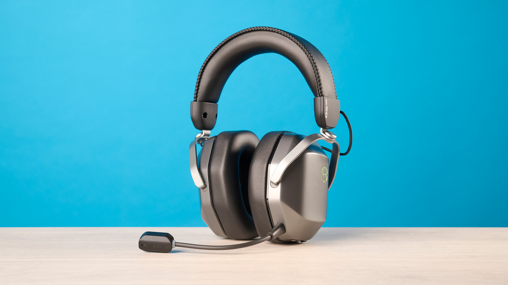 Edifier G5 Max wireless gaming headset