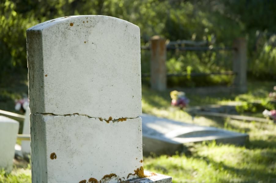 Maine men charged with digging up their dead relatives