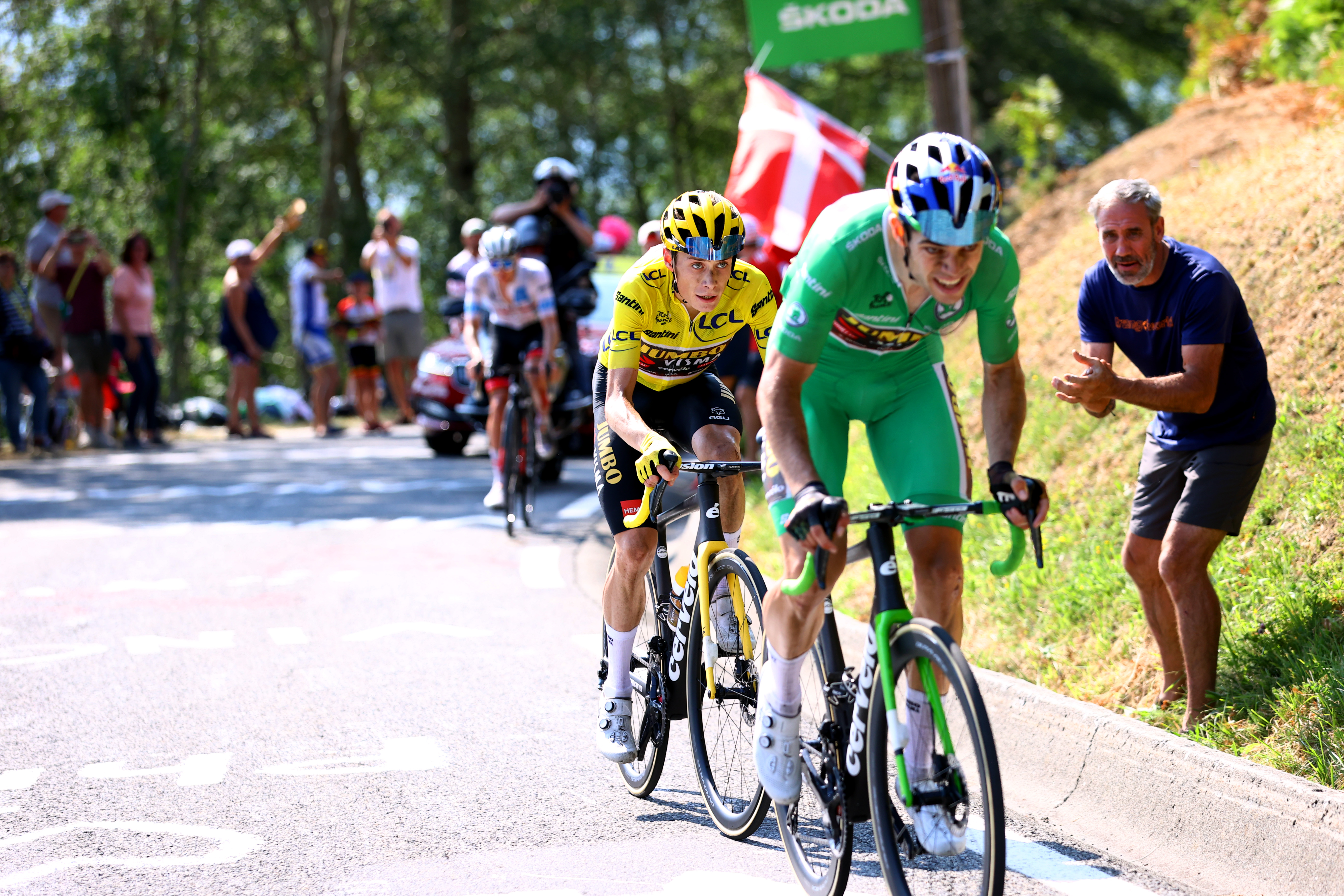 HAUTACAM, FRANCE - JULY 21: (L-R) Jonas Vingegaard Rasmussen of Denmark and Team Jumbo - Visma - Yellow Leader Jersey and Wout Van Aert of Belgium and Team Jumbo - Visma - Green Points Jersey compete in the breakaway during the 109th Tour de France 2022, Stage 18 a 143,2km stage from Lourdes to Hautacam 1520m / #TDF2022 / #WorldTour / on July 21, 2022 in Hautacam, France. (Photo by Michael Steele/Getty Images)