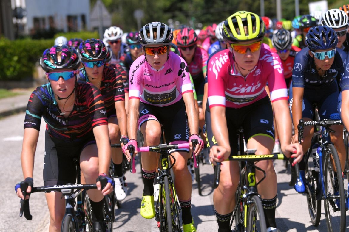 Annemiek van Vleuten in the maglia rosa