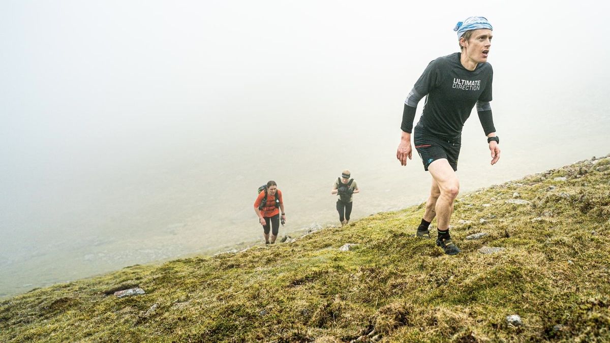 John Kelly racing in the Peak District