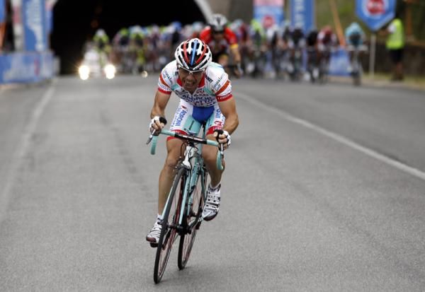 Sella attacked in the final 10km