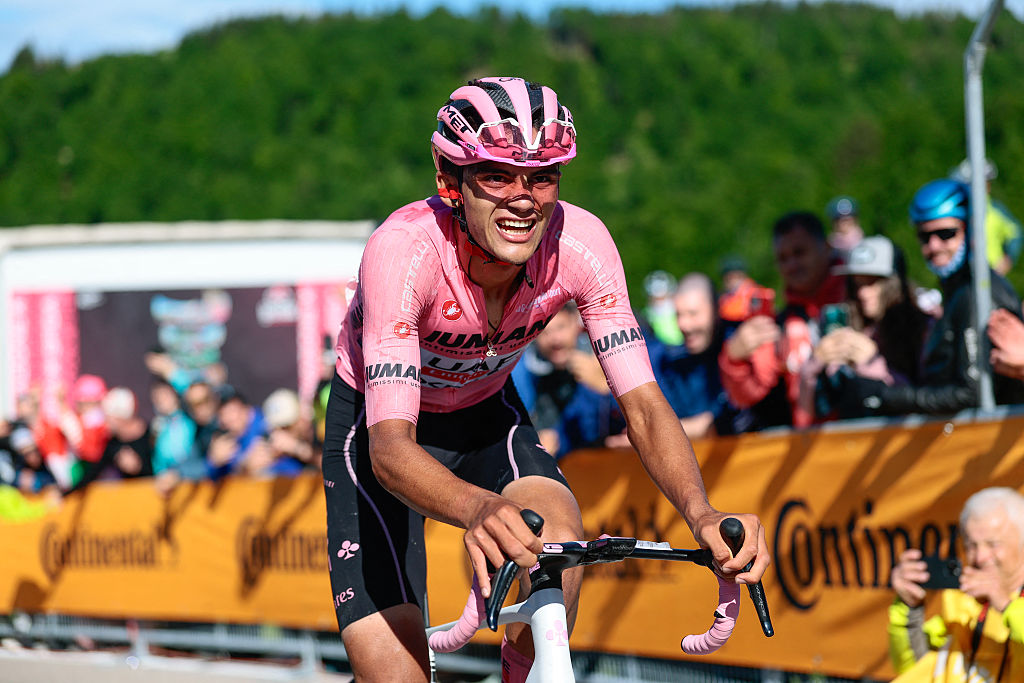 UAE Team Emirates XRG's Mexican rider Isaac Del Toro rides to crosses the finish line in the 16th stage of the 108th Giro d'Italia cycling race of 203kms from Piazzola sul Brenta to San Valentino on May 27, 2025. (Photo by Luca Bettini / AFP)