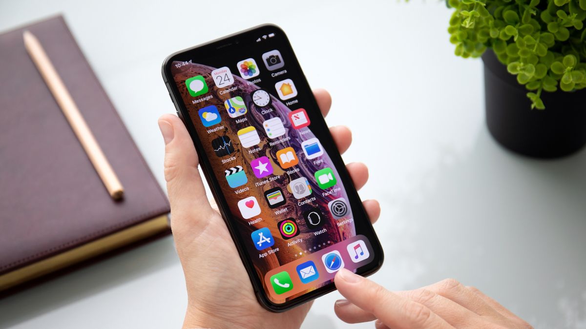 Your iPhone will get iOS 14.5 before you can buy a new ...