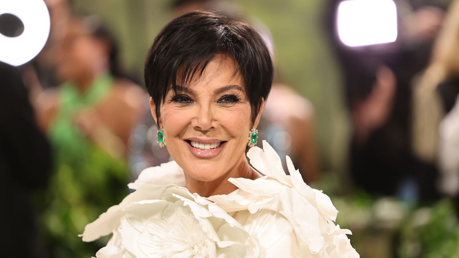 Kris Jenner’s Garden Is the Ultimate Vertical Planting Masterpiece – It Sets the Leading Vision for Small Space Landscaping in 2026