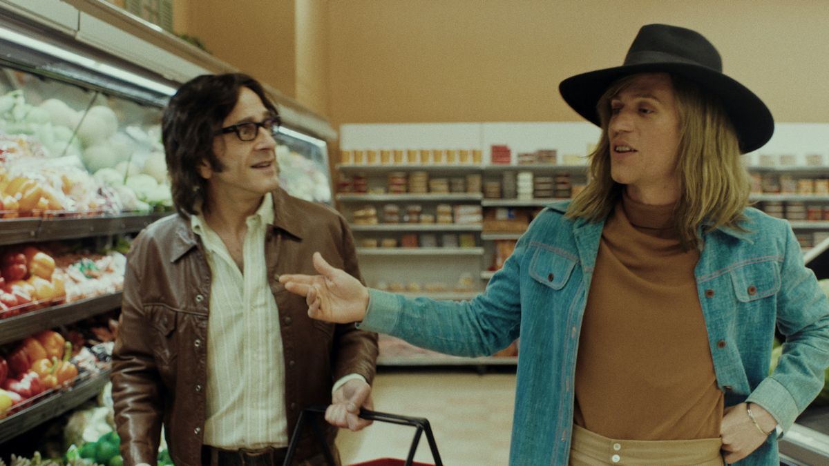 Marc Maron and Johnny Flynn star in &#039;Stardust,&#039; about David Bowie&#039;s first tour of the U.S., from director Gabriel Range.