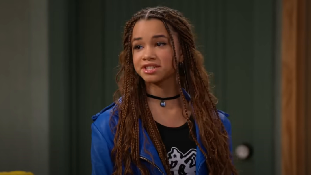 The main character, Billie, in Wizards Beyond Waverly Place.