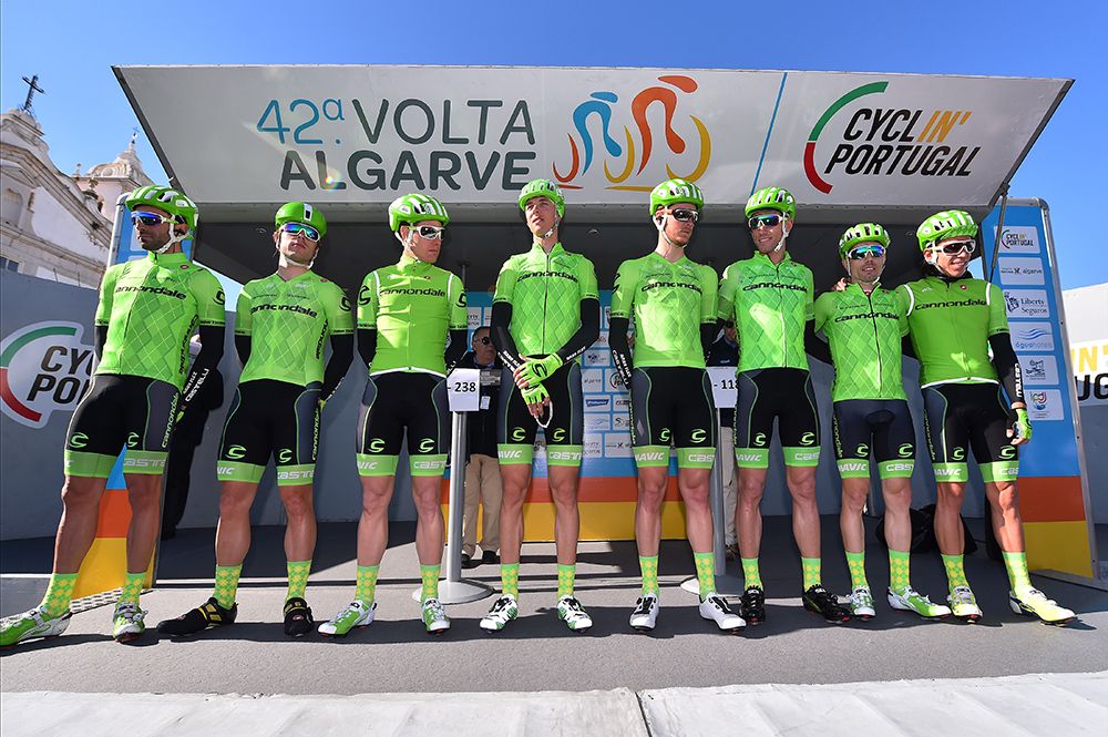 The Cannondale team for sign on