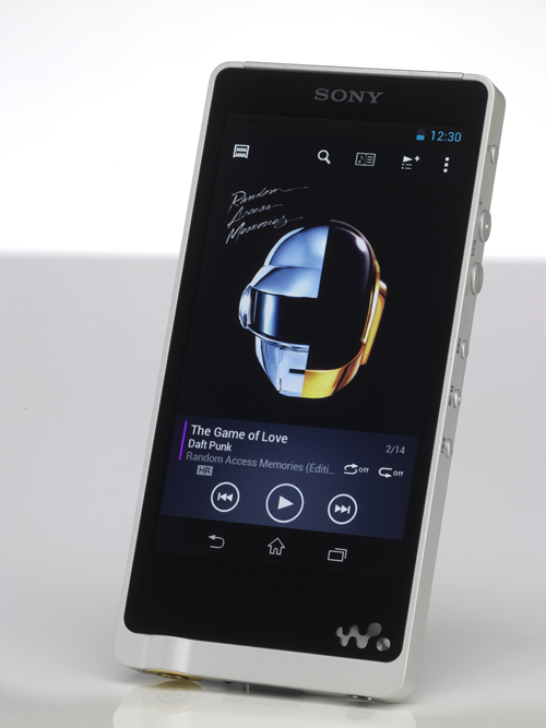 スマートフォン/携帯電話 バッテリー/充電器 Sony NWZ-ZX1 review | What Hi-Fi?