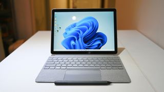 Surface Go 4 vs Surface Go 3: One is better, one is actually available