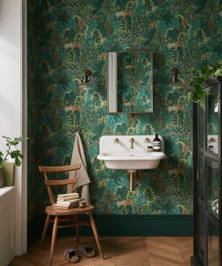 green wallpaper in bathroom
