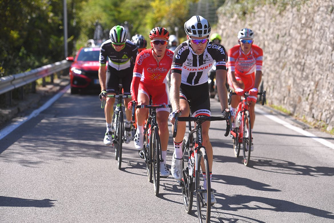 Lennard Hofstede made it into the break for Team Sunweb