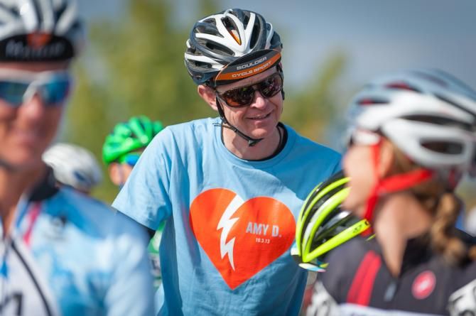The broken heart symbolized the mourning for Amy Dombroski