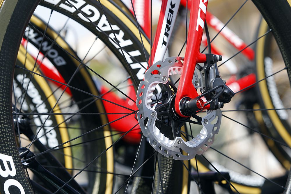Disc brakes on Markel Irizar's Trek