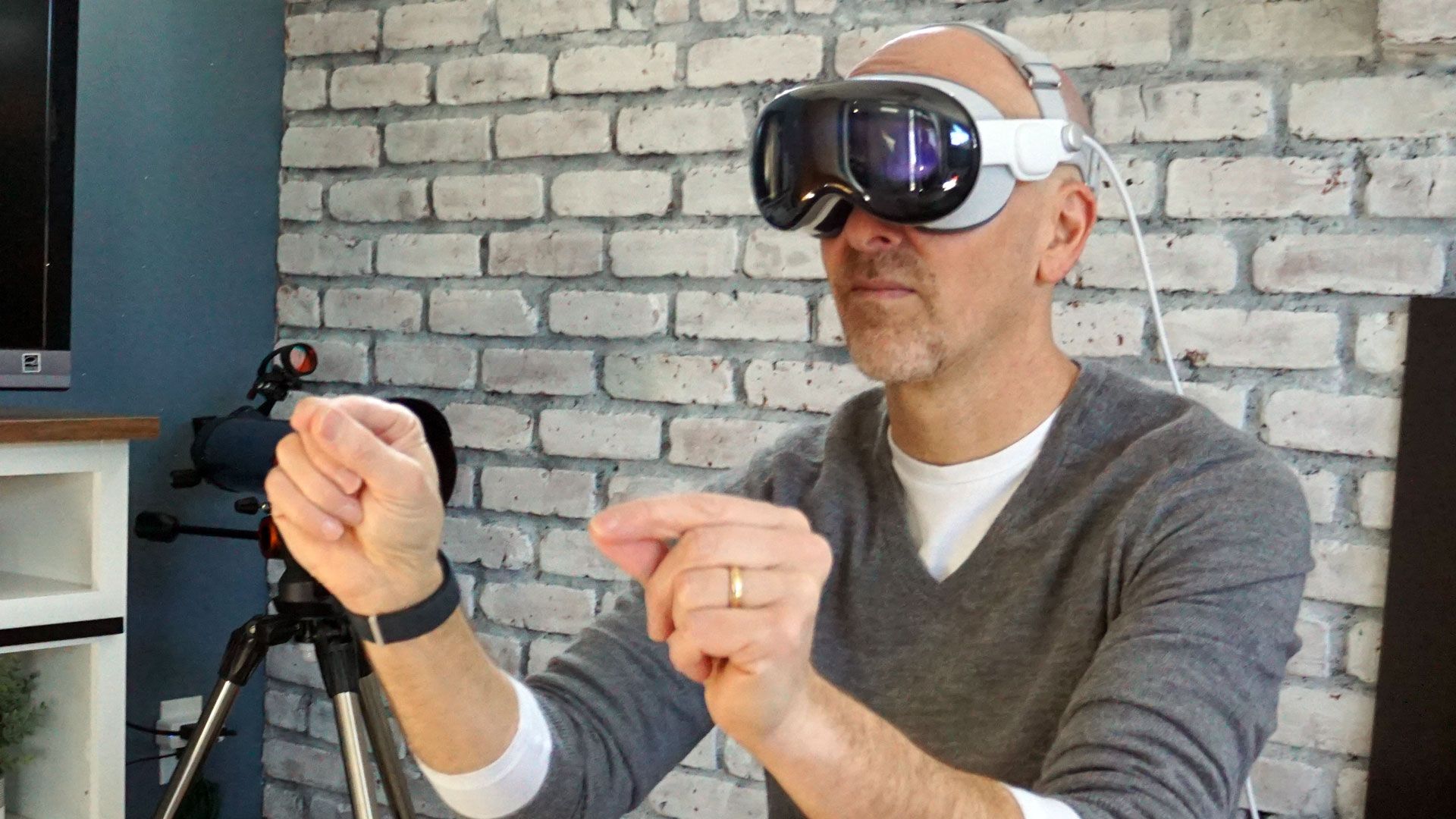 Vision Pro Men The best part of the Vision Pro could be coming to all your Apple ...