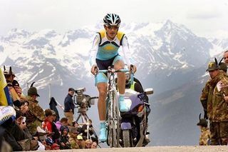 Andreas Klöden (Astana) also had to say good-bye to the overall and will now work for Contador.