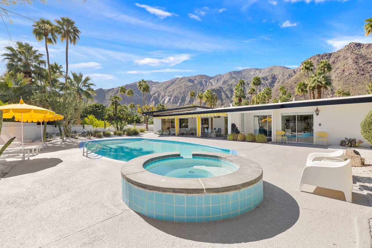 The Marilyn Monroe Doll House in Palm Springs