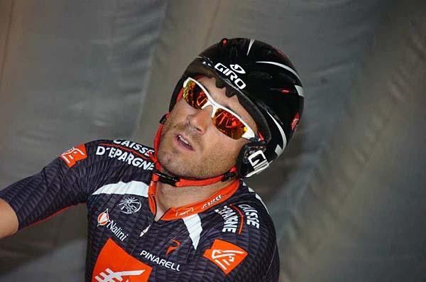 Alejandro Valverde (Caisse d'Epargne) takes the start of the race he hopes to win in three weeks.