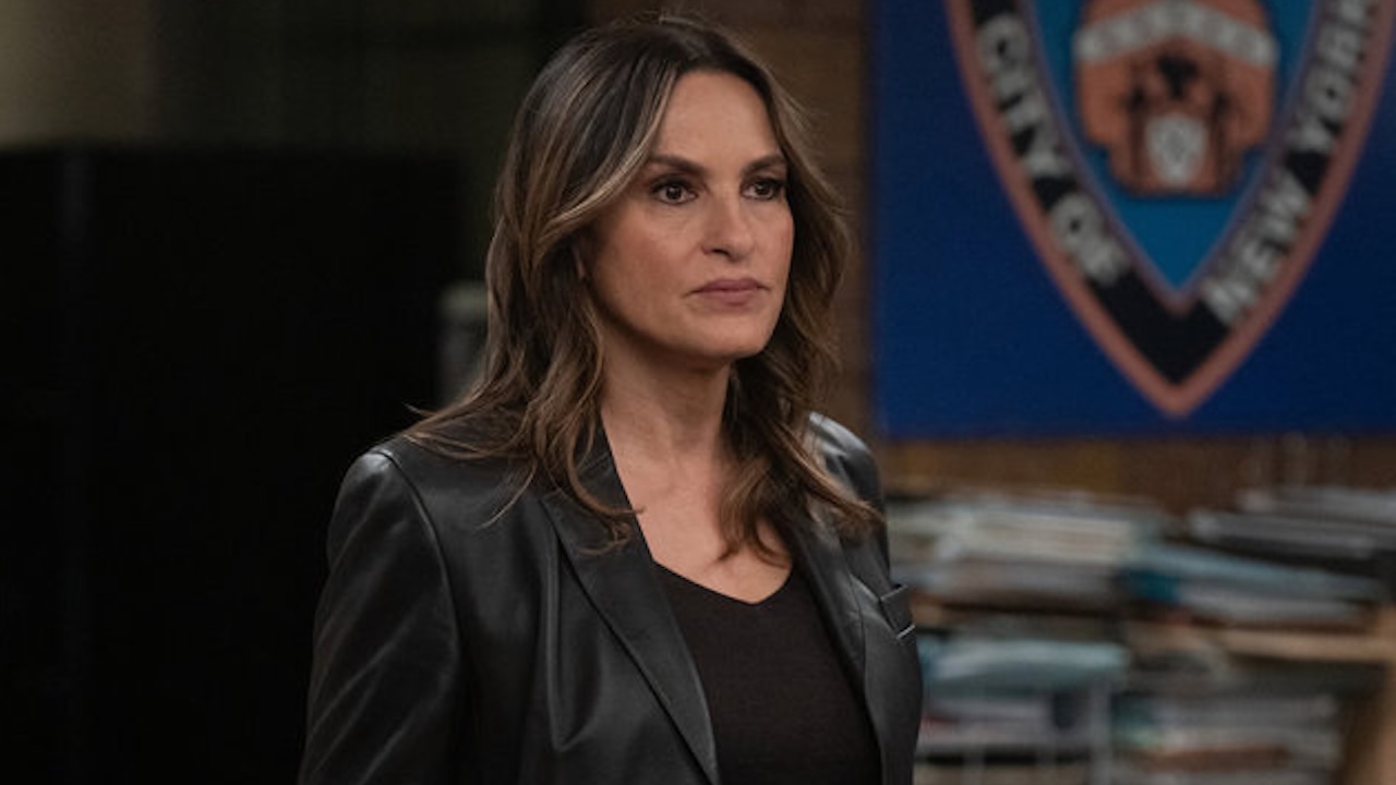 Benson addressing her unit in Law &amp; Order: SVU Season 27x08