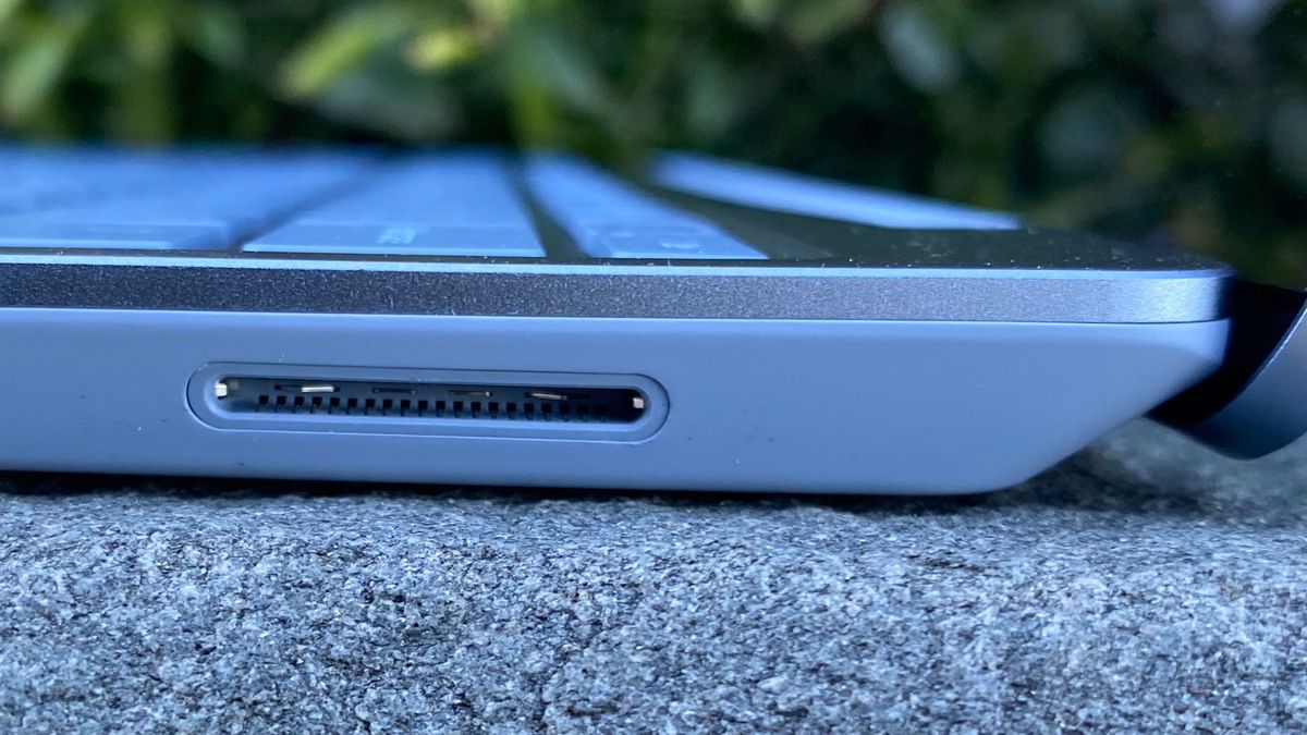Microsoft Surface Laptop Go