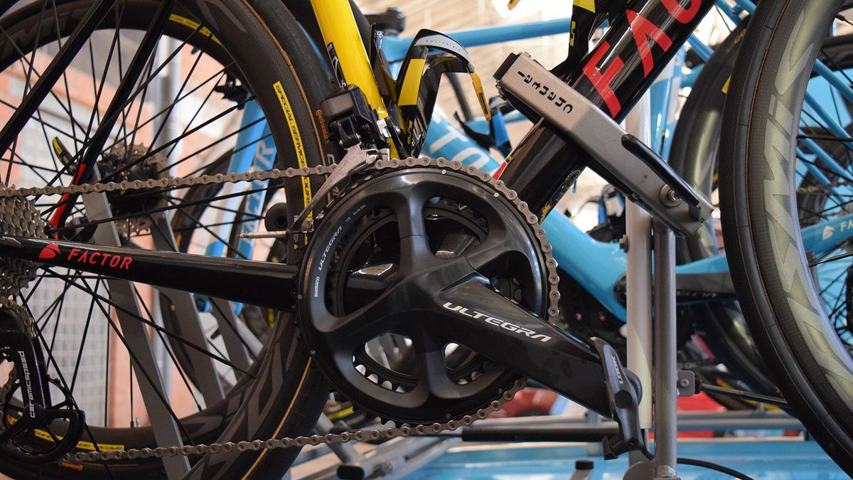 Naesen's third bike for Omloop was seen with a Shimano Ultegra crankset