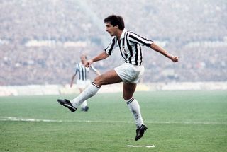 Gaetano Scirea of Juventus in action during the Serie A 1977-78 Italy