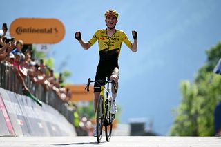 As it happened: Breakaway takes the stage and a change on the GC podium after epic Dolomites queen stage 19 of the Giro d&rsquo;Italia