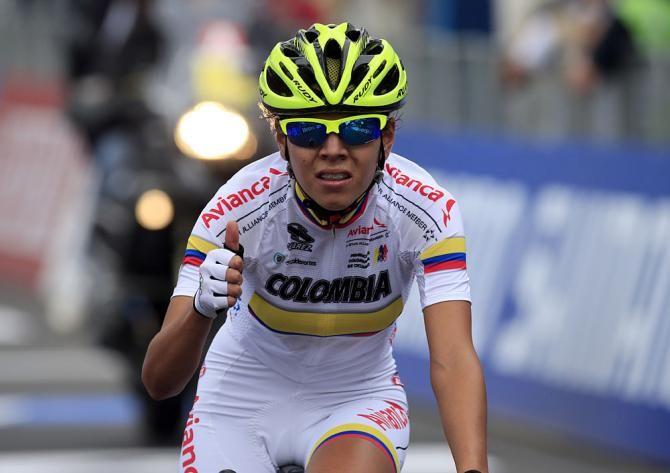 Jessenia Meneses Gonzalez (Colombia) gives the thumbs up